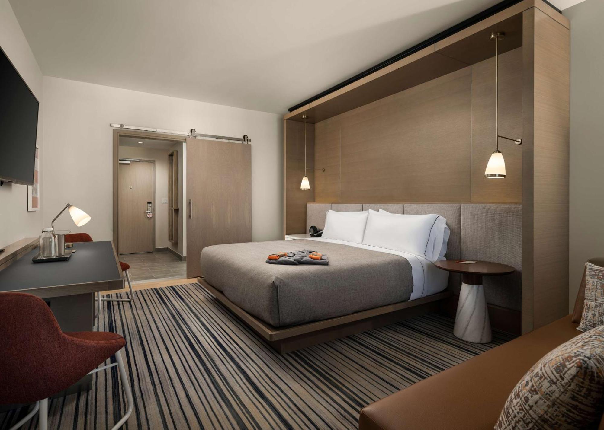 Canopy By Hilton Dallas Station Hotel 4*